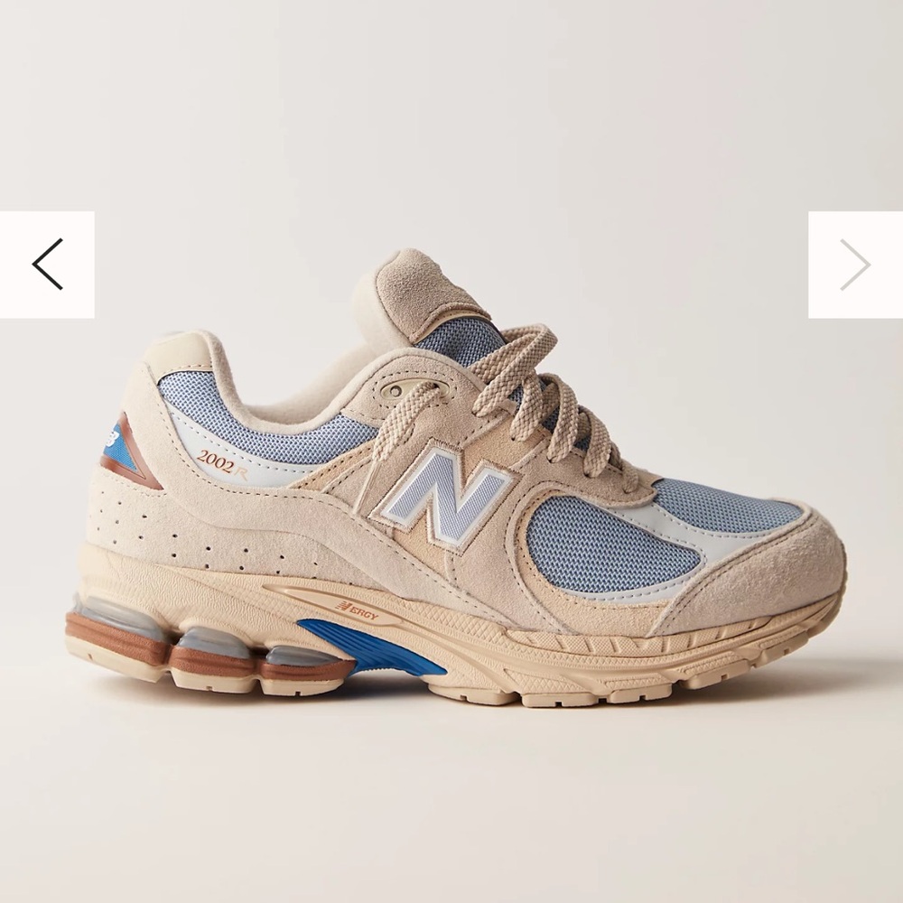 New balance 2002r sneakers